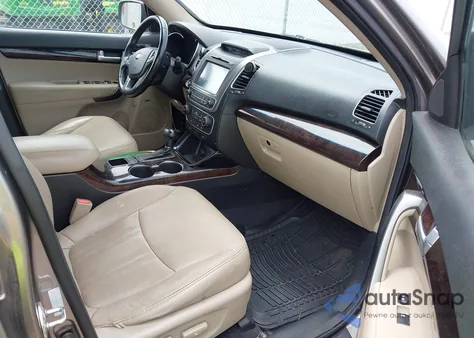 2014 Kia Sorento Ex V6 z USA, uszkodzony, nr VIN 5XYKU4A75EG534998